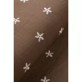 Rusztikus bordűrös himzett szövet.barna