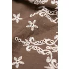 Rusztikus bordűrös himzett szövet.barna