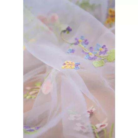 Tüll-himzett virágos.világoskék_7